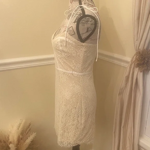 Superdown Cream Lace Tie-Strap Mini Dress Size S - Picture 4 of 9